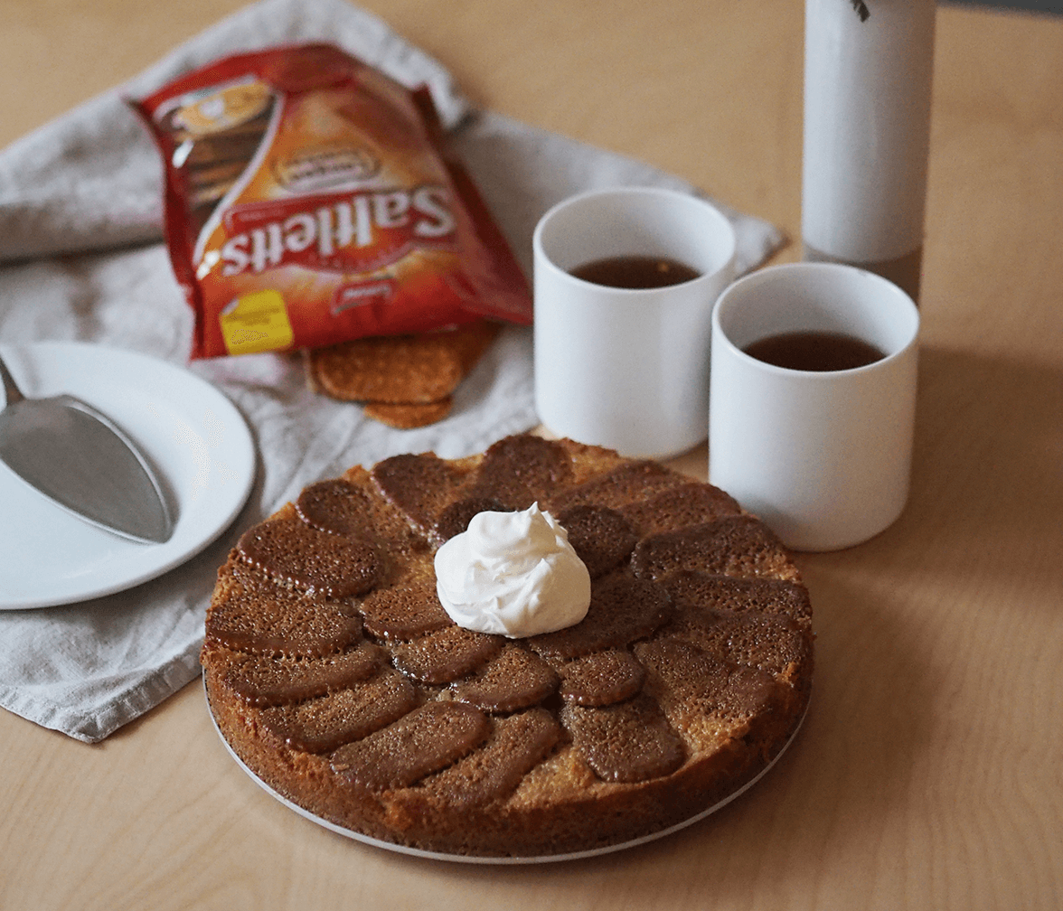 Cracker Caramel Pie