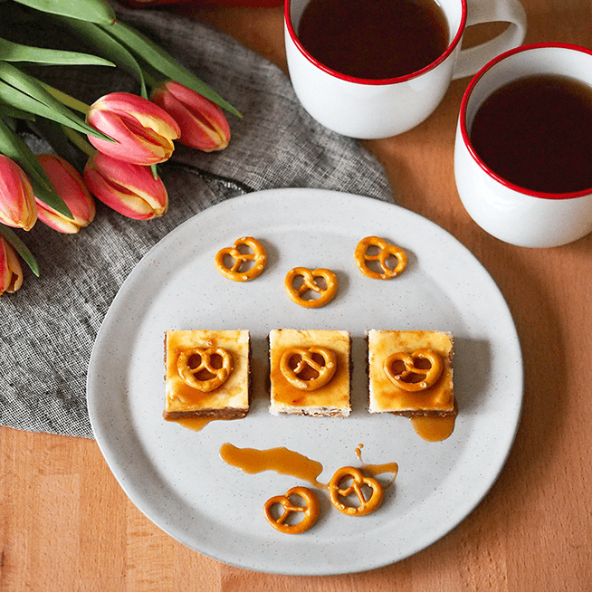 Brezel Cheesecake mit Salzkaramellsauce